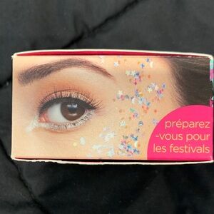 Tarte Treasure Pot Glitter Gel with Pink and Green Accents